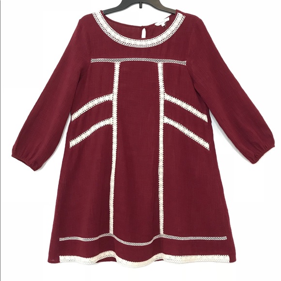 entro Dresses & Skirts - Entro Linen & Lace Peasant Dress by Anthropologie